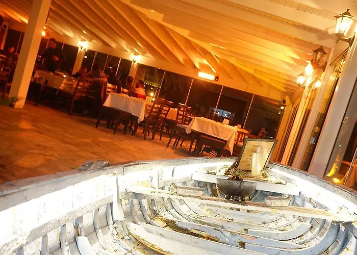 Otel Erythros Boutique 3*