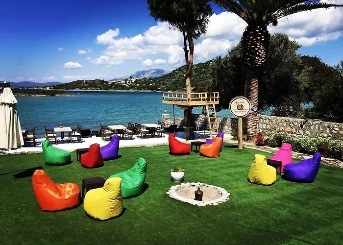 Erythros Boutique Otel Ildir