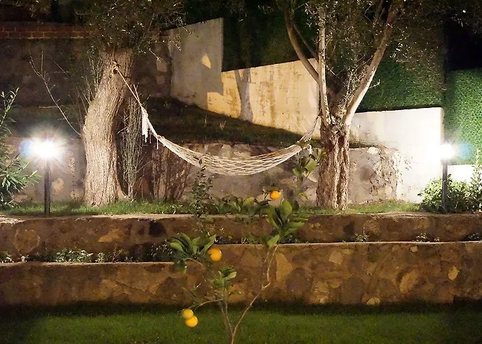 Erythros Boutique Hotel 3*