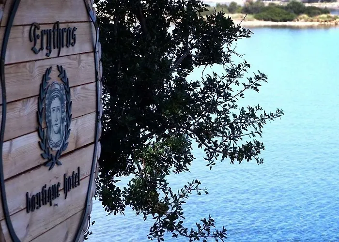 Erythros Boutique Hotel Ildir